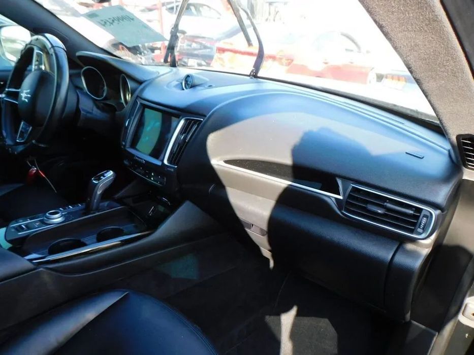 Maserati Levante 2020 GRAND SPORT 350KM 3.0 AWD POLIFT 60.000km