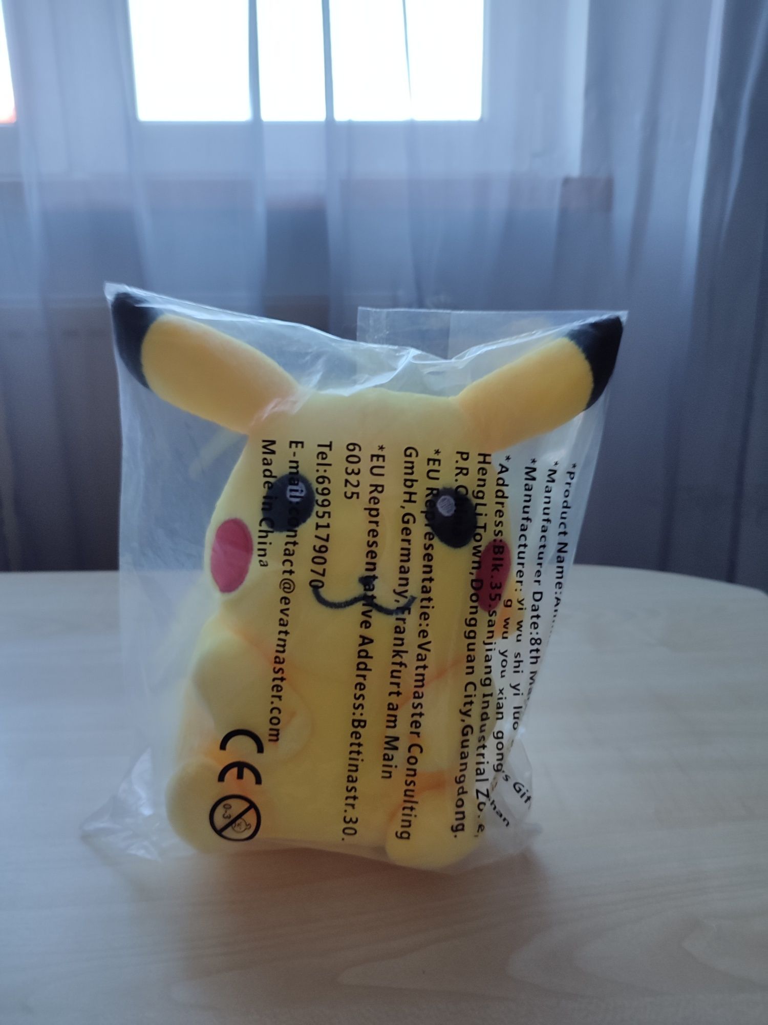 Pluszowy Pokemon Pikachu