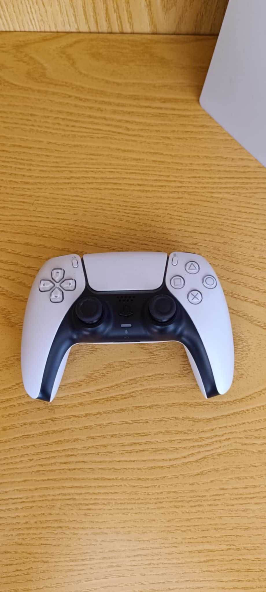 Playstation 5 (PS5) praticamente nova