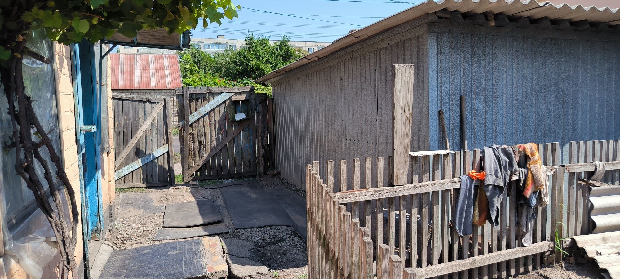 Сдам часть дома в центре города,две комнаты