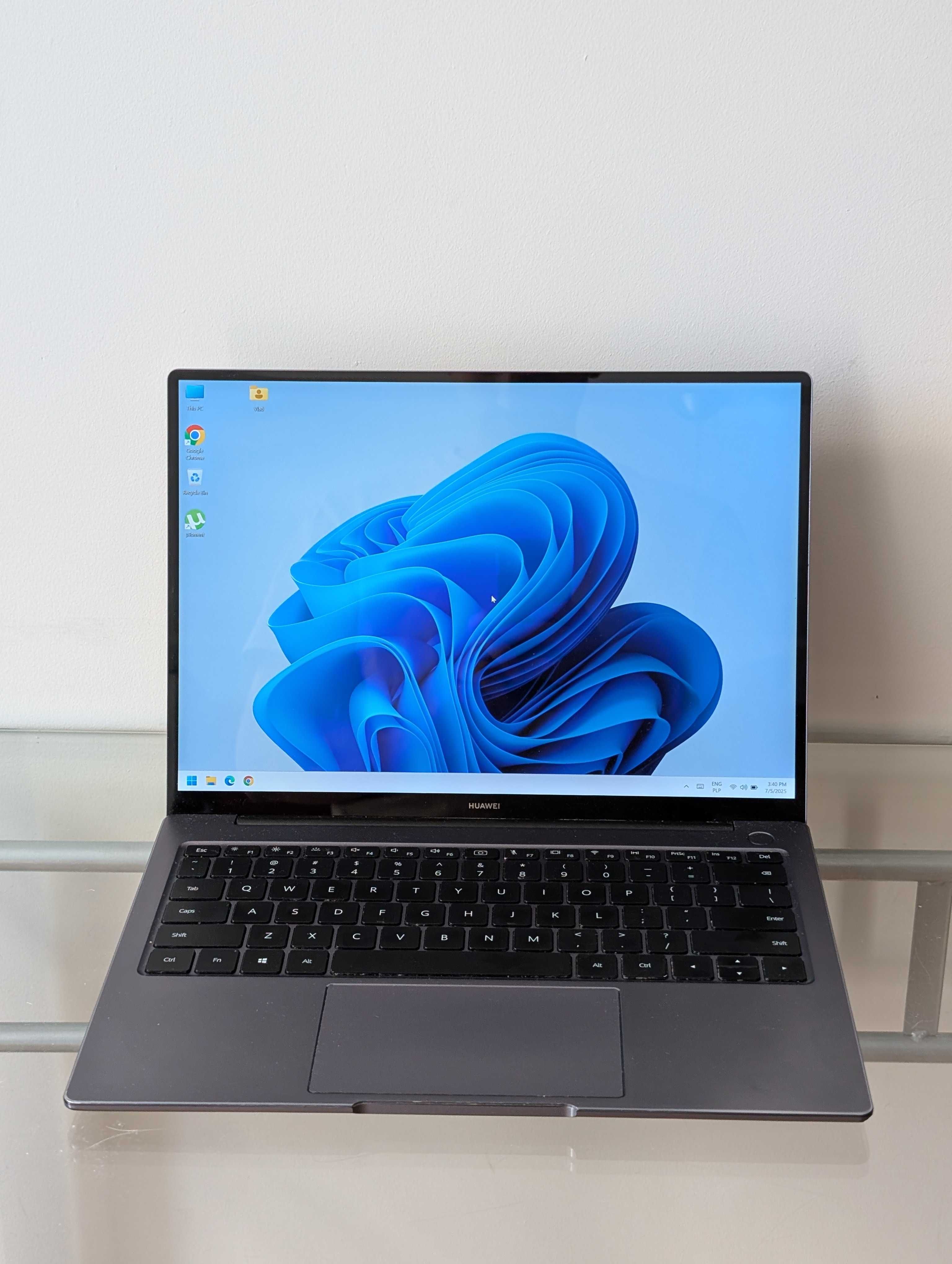 Laptop Huawei MateBook 14 2160 x 1440 3:2 ryzen 4600H 512GB aluminiowy