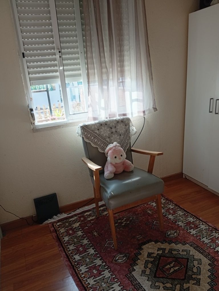 Arrendo Quarto em Queluz