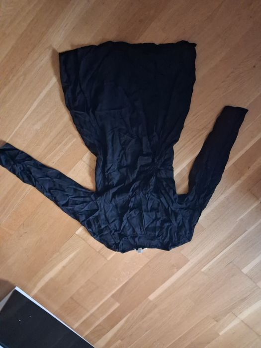 Czarna mini sukienka s hm