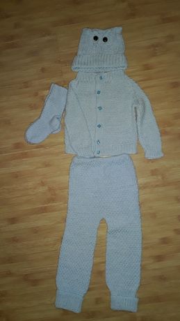 Вязаные костюм для малыша
