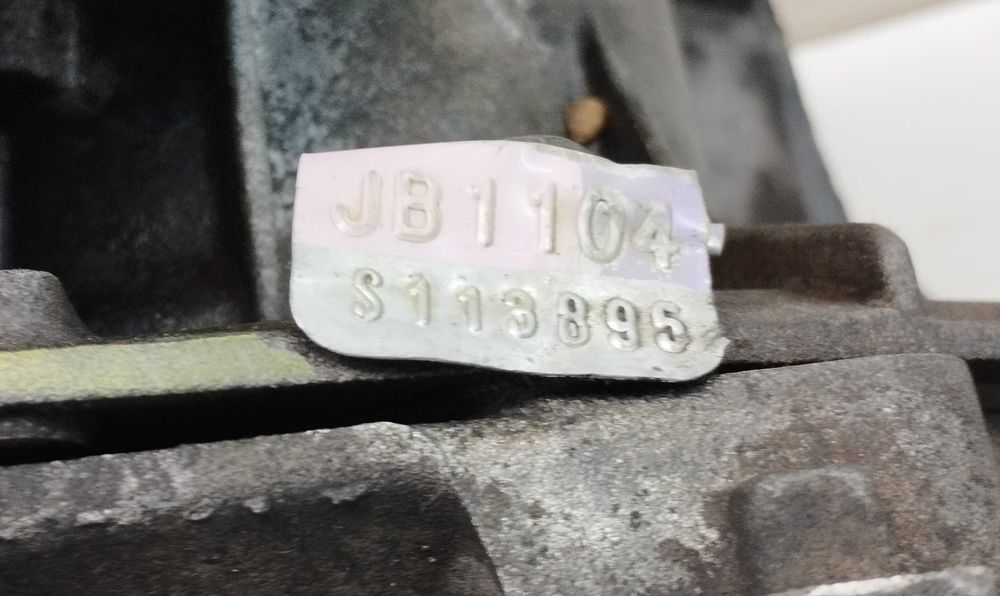 caixa velocidades Renault Clio JB1104