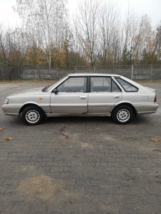 Polonez Caro 1,6