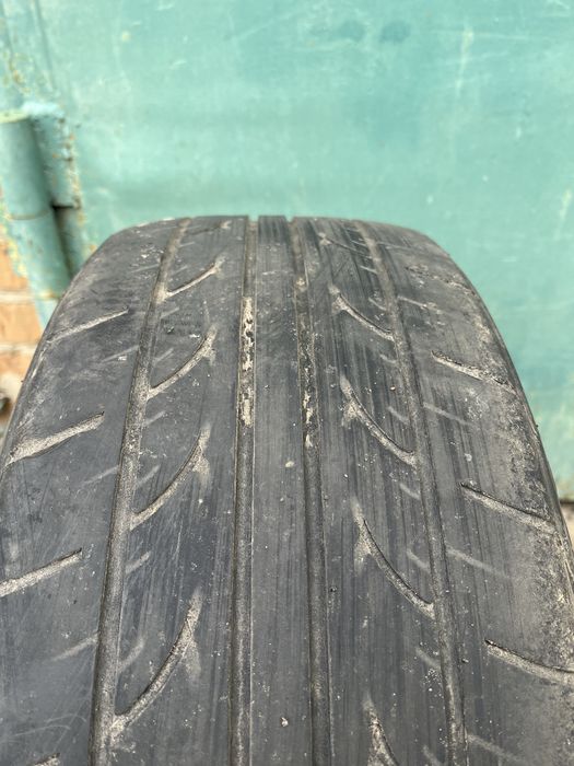 Продам 2 шини 205х55 r16
