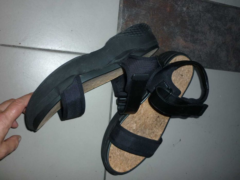 Vagabond sandały skóra tkanina korek na platformie