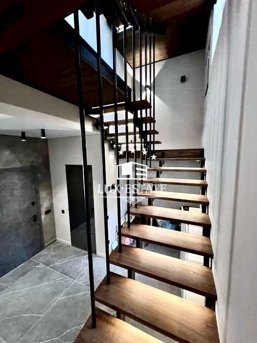 Аренда стильного 3-эт таунхауса Журавлёвка Киевский р-н Автономка Газ