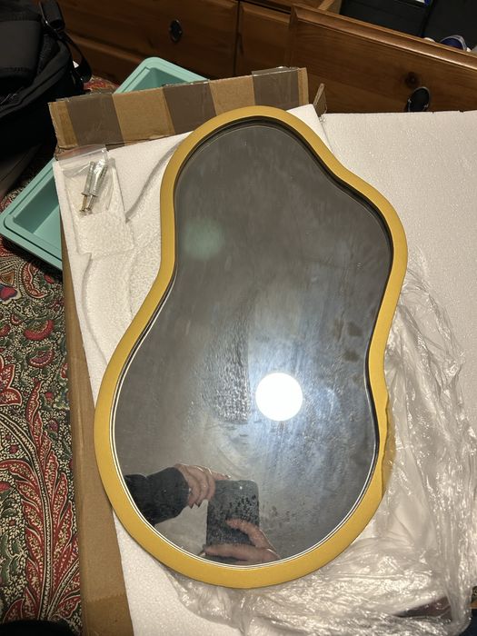Espelho novo dourado