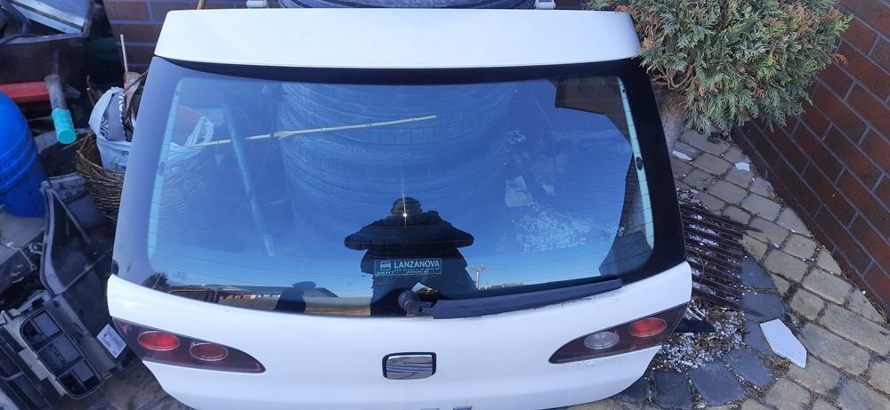 Klapa bagażnika seat ibiza III 2008r