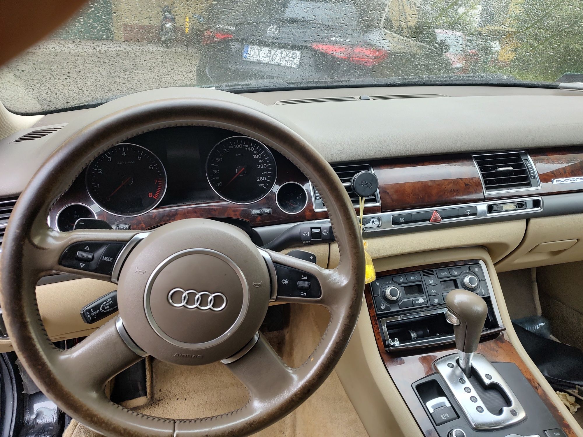 3.7 V8 Quattro LPG