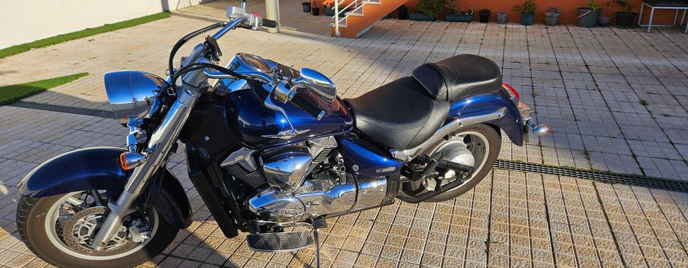 Suzuky Intruder 1800