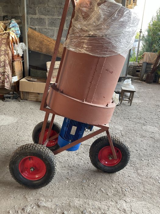 Измельчитель солома, сено, камыш, кукуруза, соя, люцерна, торф, навоз