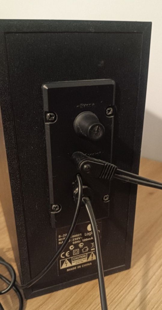 Głośniki Logitech 2.1 s-220 do negocjacji
