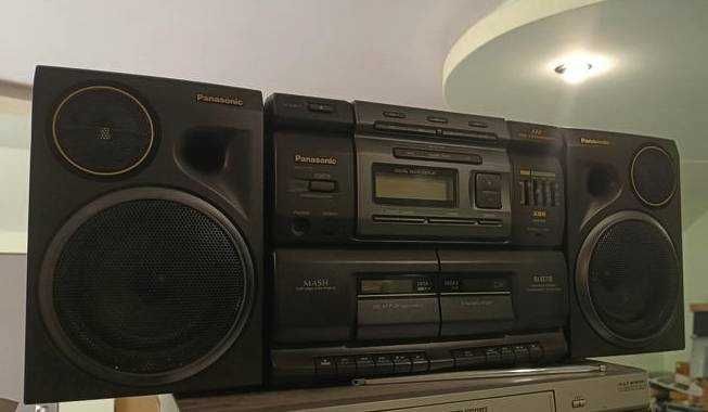 Музыкальный центр panasonic rx-dt770. малайзия