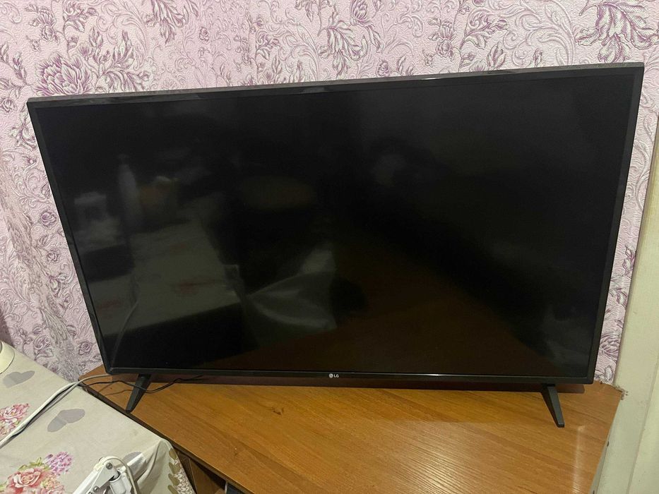 Телевизор LG Smart TV 43LK59