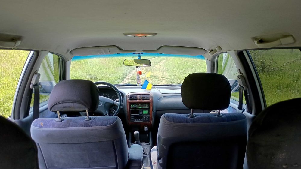 Мазда 626 Універсал 1998 рік