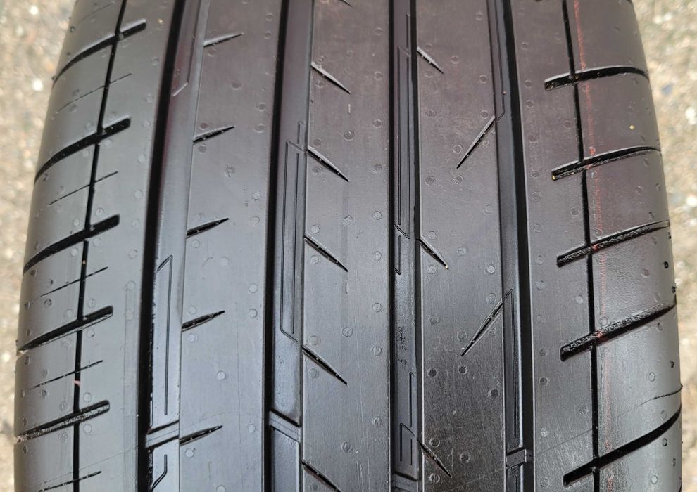 Opony nowe demo 225x55 18 Hankook Nexen Vredestein