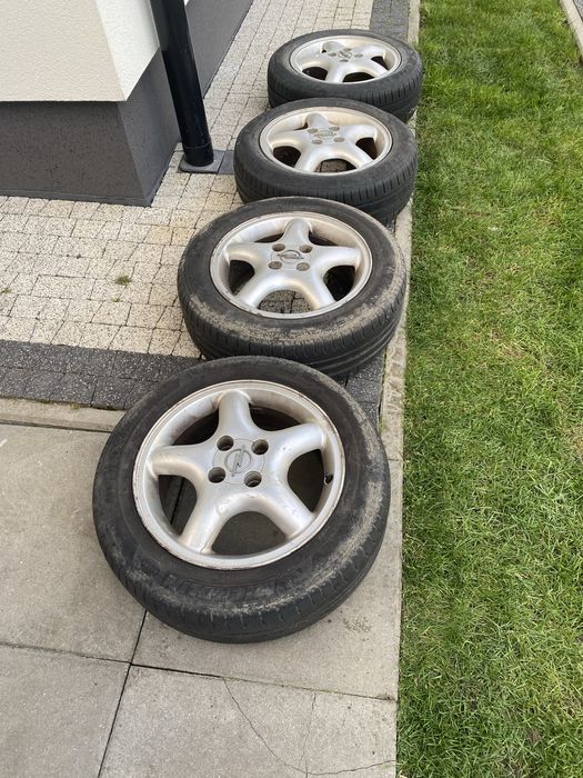 Felgi aluminiowe 15 4x100 opel