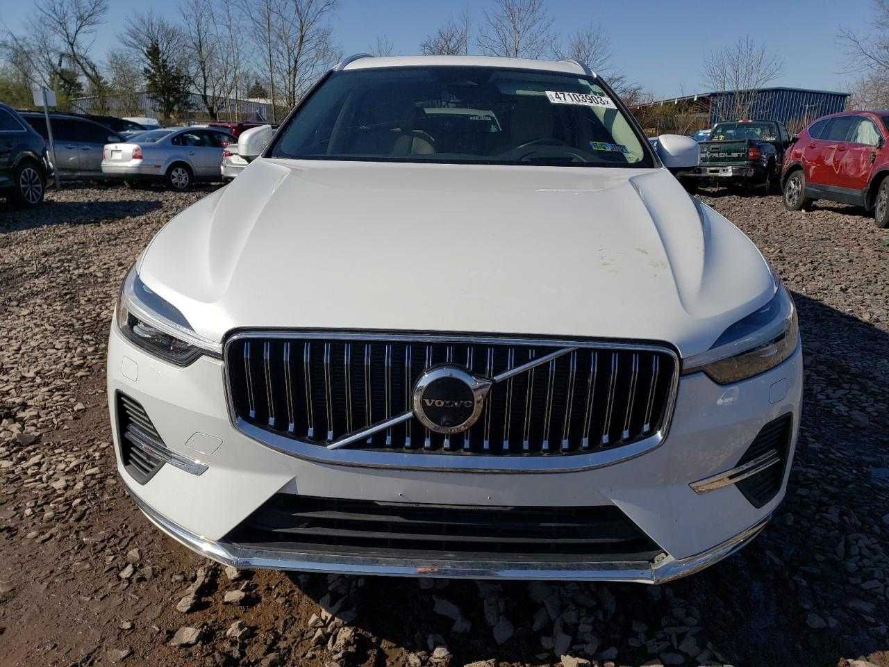 2022 VOLVO XC60 t8 recharge inscription express