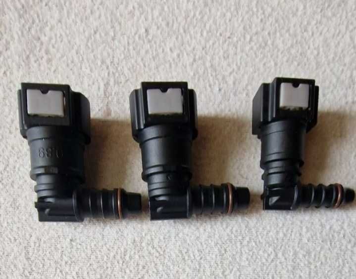 штуцер топливний. бистрозйомм паливний