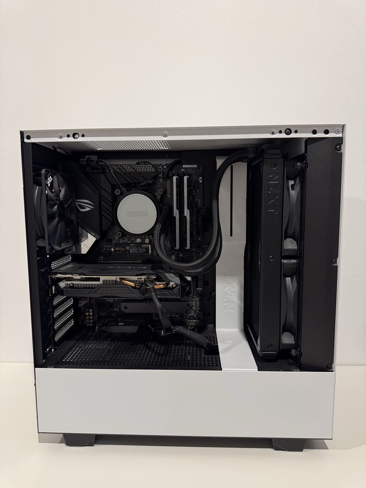 Komputer I7 9700K, 16GB RAM, GTX 1060, 1TB SSD NVMe M.2