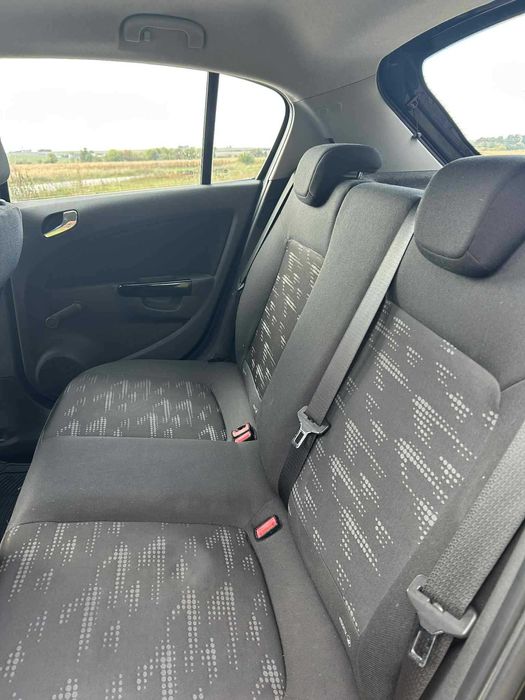 Sprzedam opel corsa d z LPG