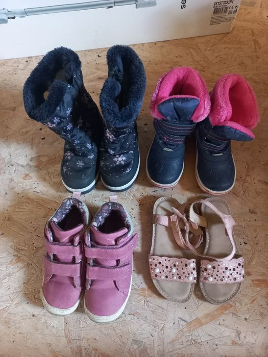 Zestaw butów dziewczęcych
