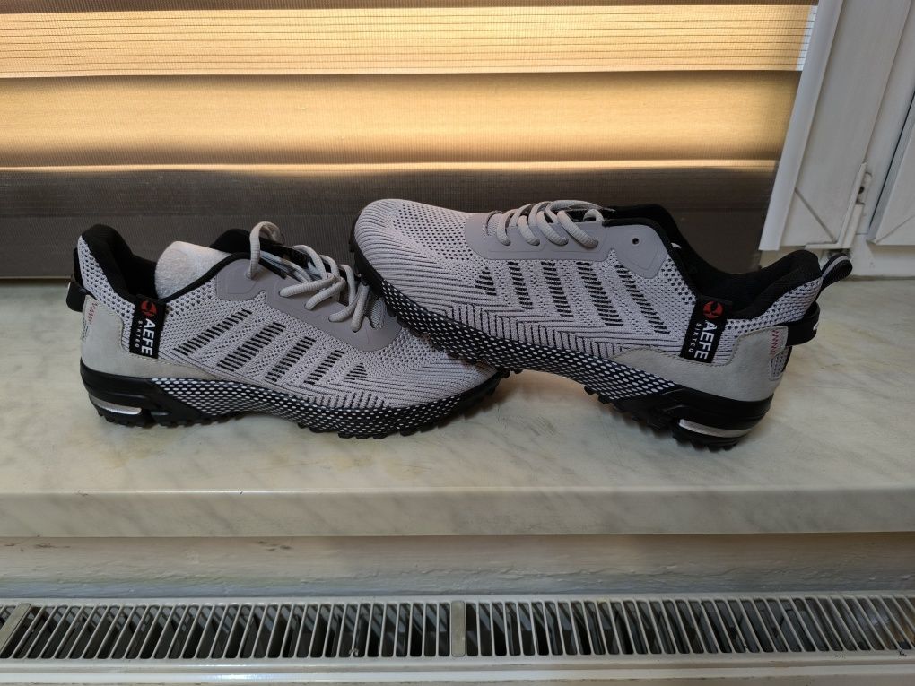 Buty do biegania w terenie MAEDEF Pro