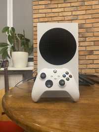 XBOX serias S 512 гб в ідеальному стані