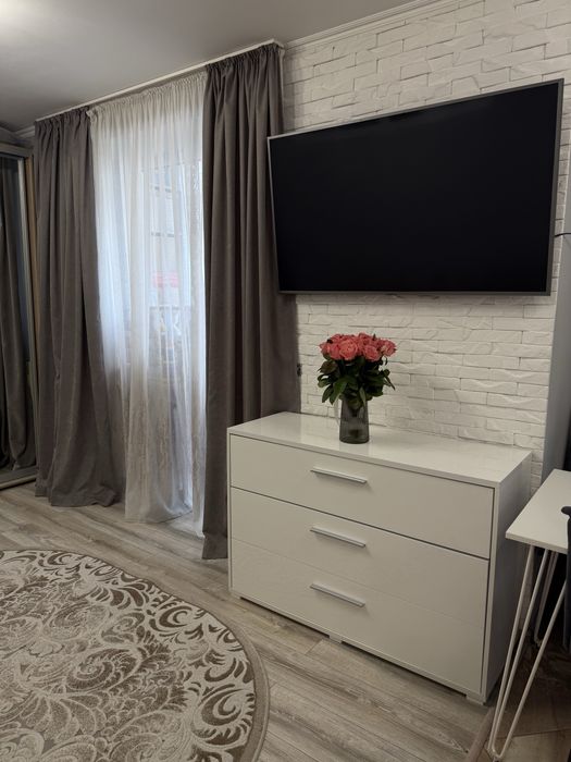 Продається 1 кімнатна квартира від Власника в центрі міста з ремонтом