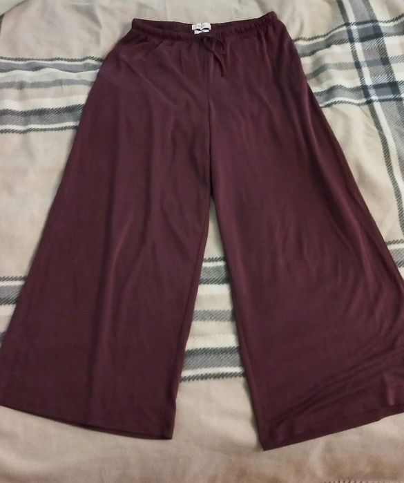 Широкі штани розмір M