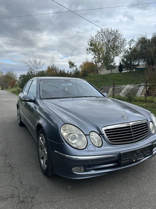 Продам мерс 211 2.7 диз аатомат НЕРОЗМИТНЕНА