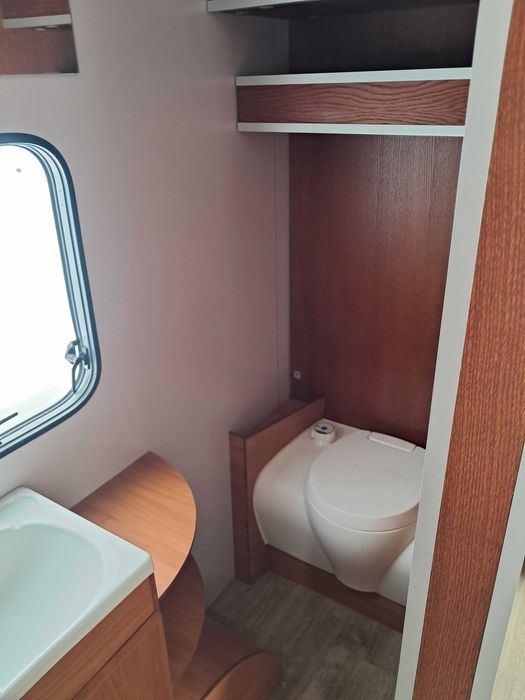 dethleffs  beduin  2 osiowa duża przyczepa  zamiana