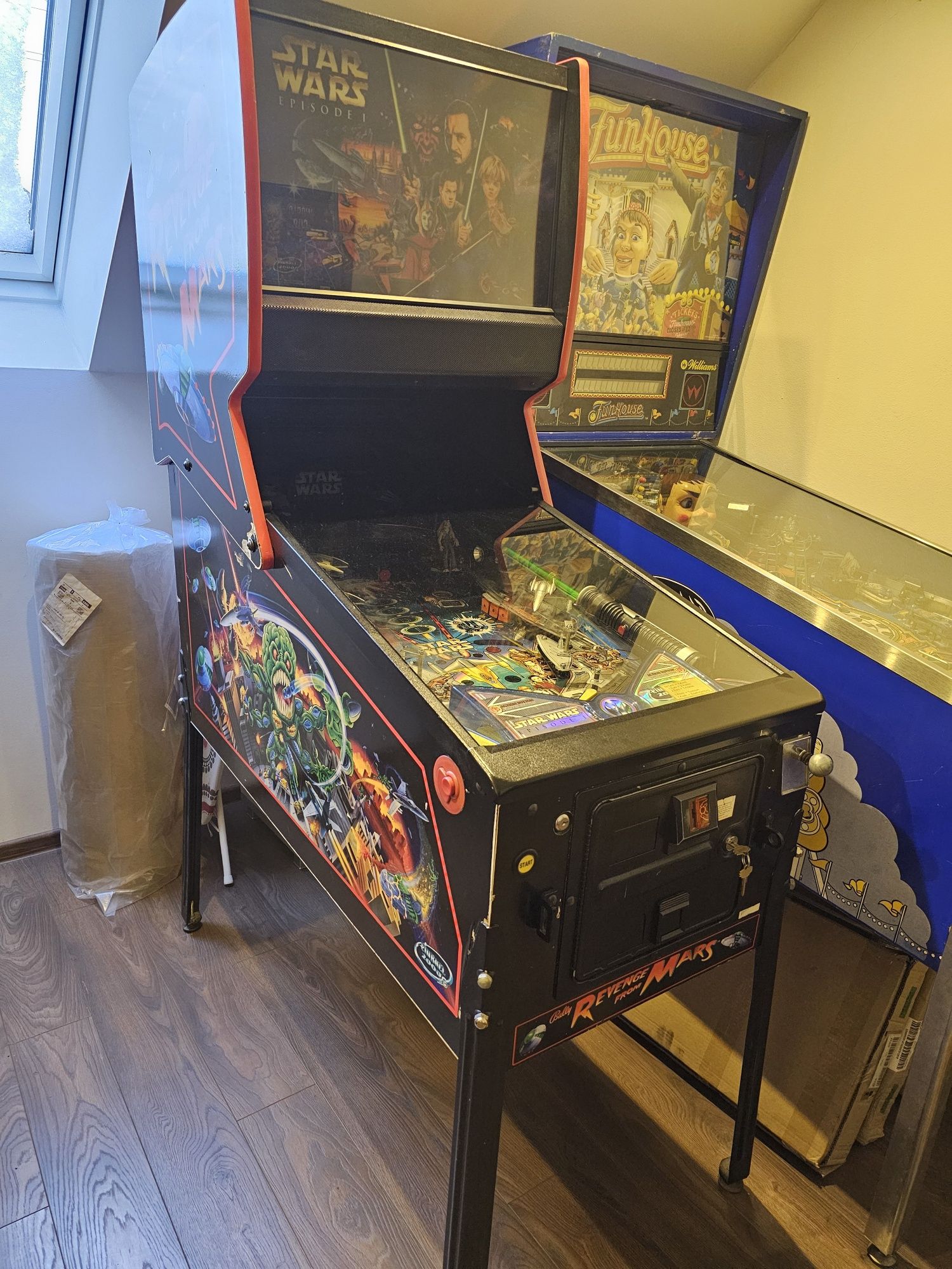 Flipper pinball star wars-revenge From mars