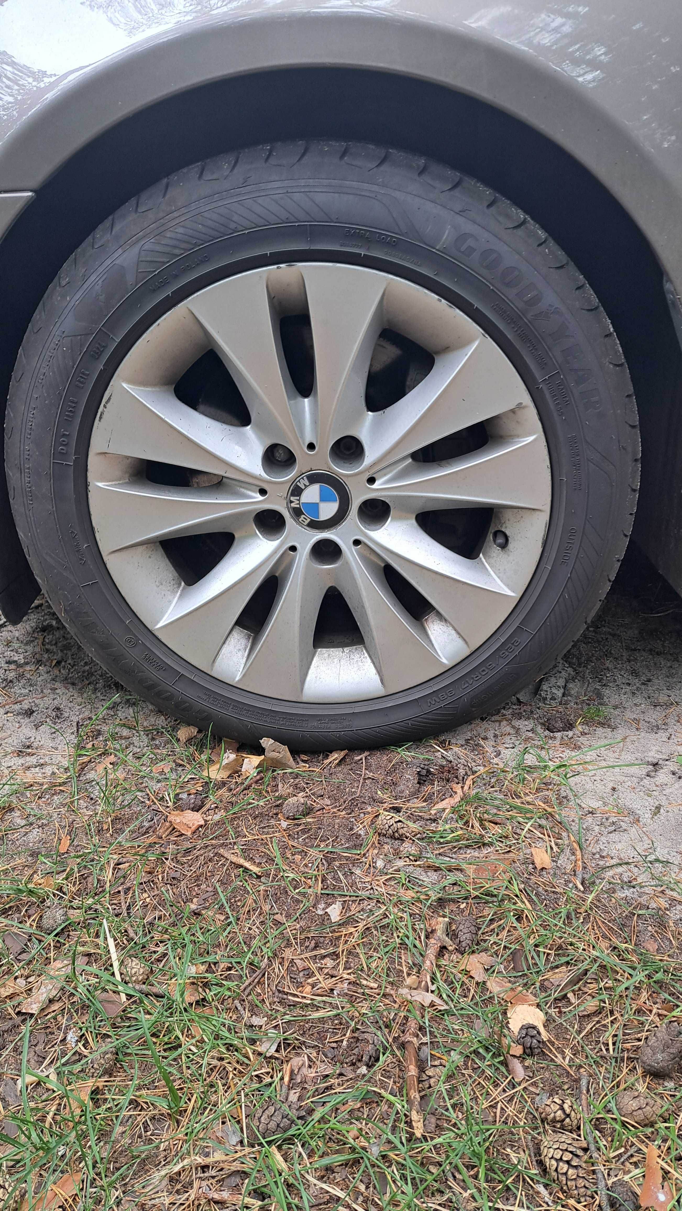 Felgi do BMW E60/61 z oponami letnimi Good Year  225/50/17" z 2024r