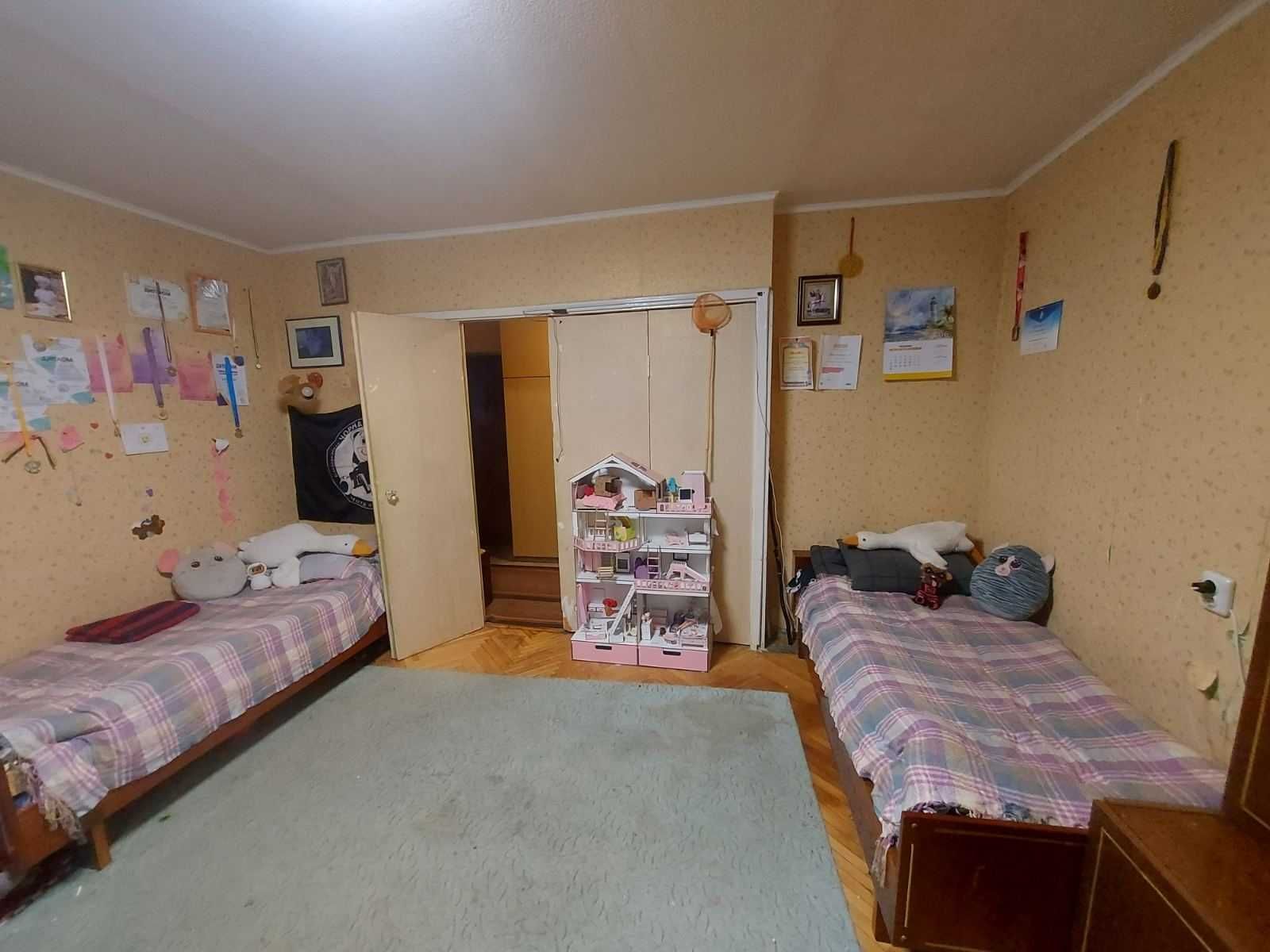 Продаж 2 кімнатної квартири