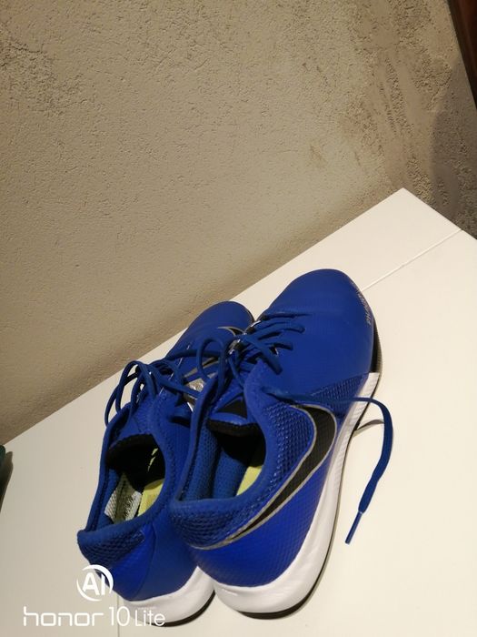 Buty piłkarskie nike 37,5