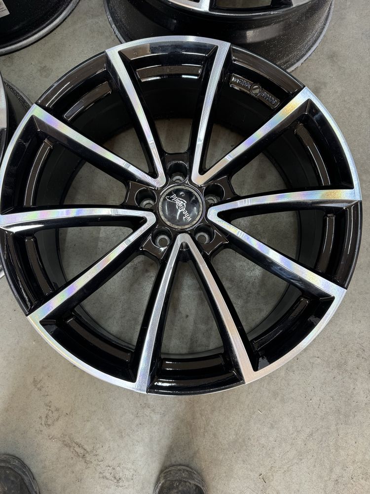 Felgi aluminiowe 5x112x20  et35 8j  VW AUDI MERCEDES