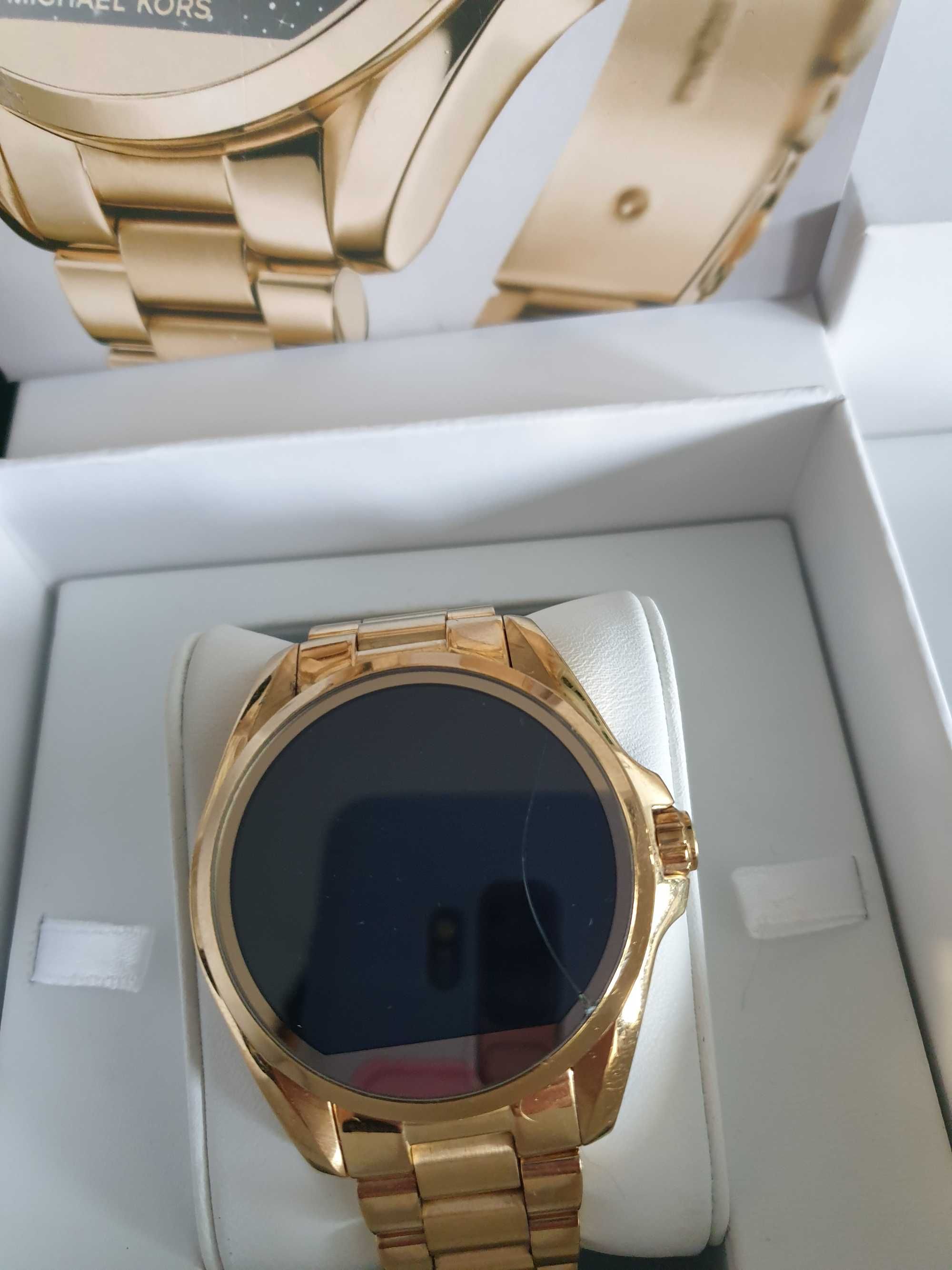 Smartwatch Michael Kors MKT5001 na części