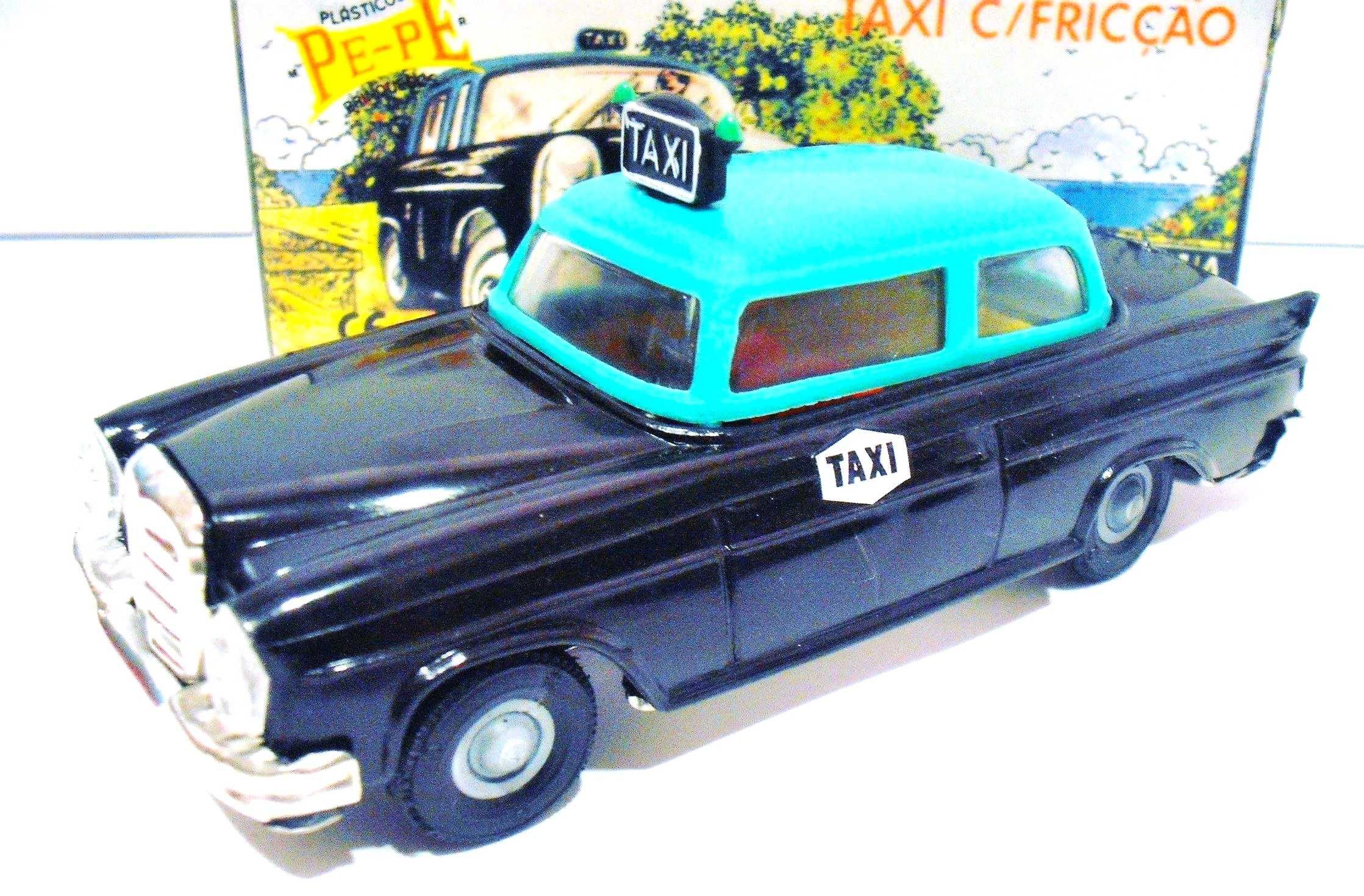 Mercedes TAXI da JATO com fricção - esc. +/- 1/32