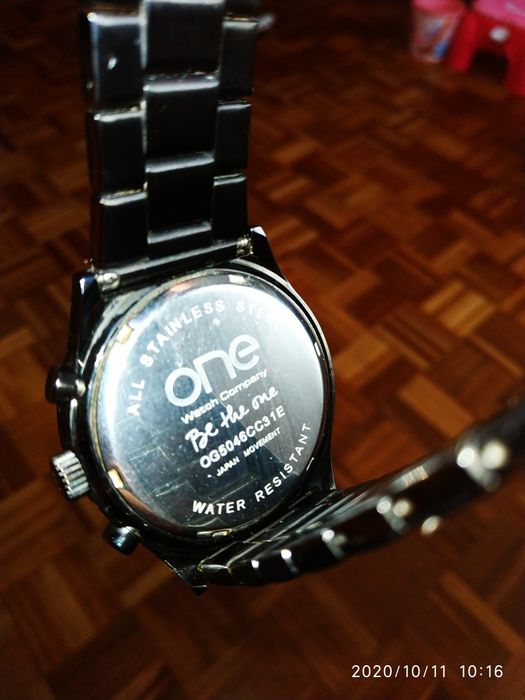 Relógio ONE preto