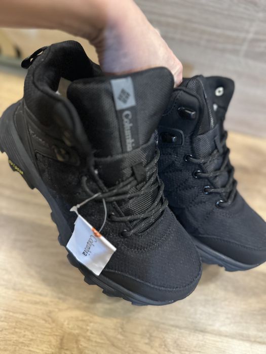 Ботинки термо зима  Columbia p.41 нові