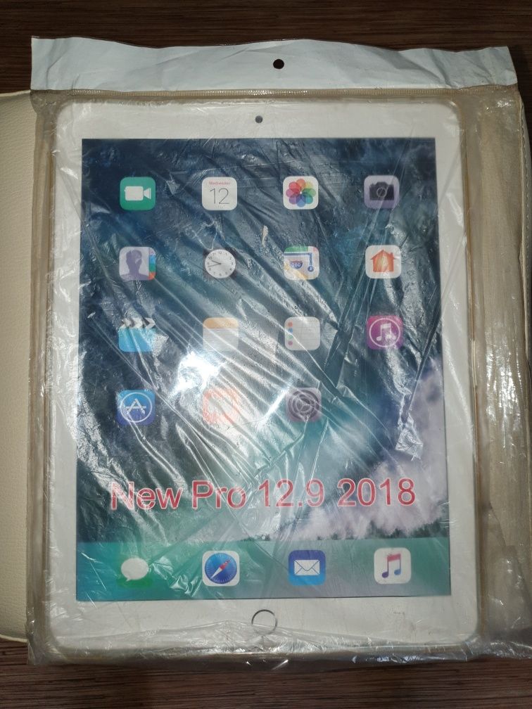 Прозрачный TPU чехол oneLounge Silicol для iPad Pro 12.9"