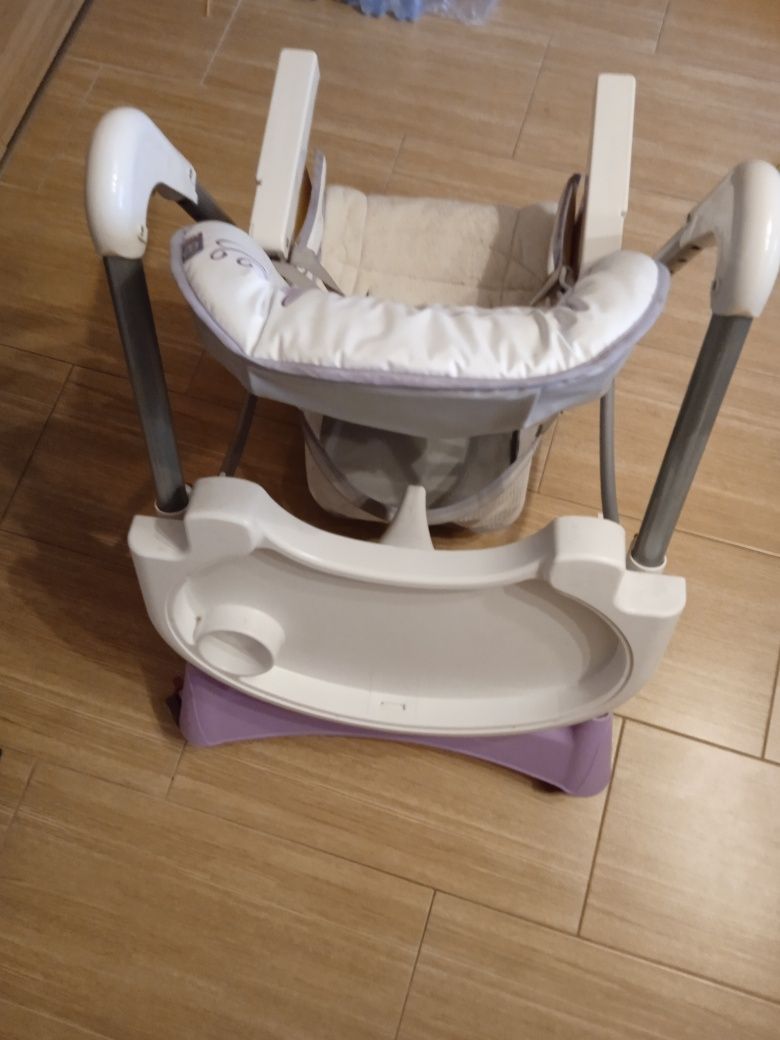 Fotelik do karmienia /babydesign/