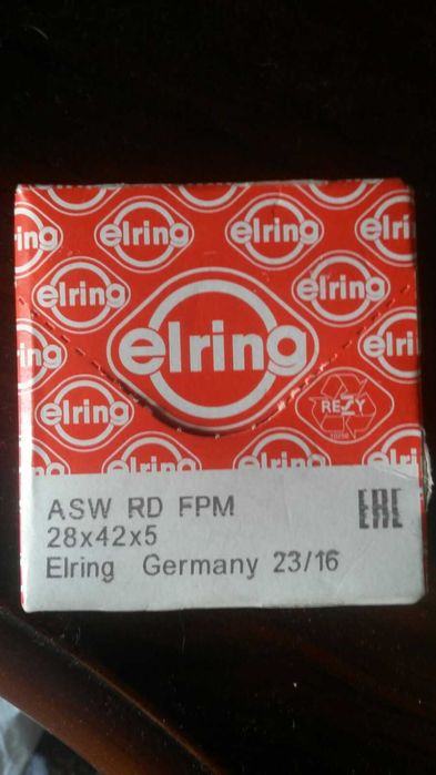 Сальник валу розподільчого 073890