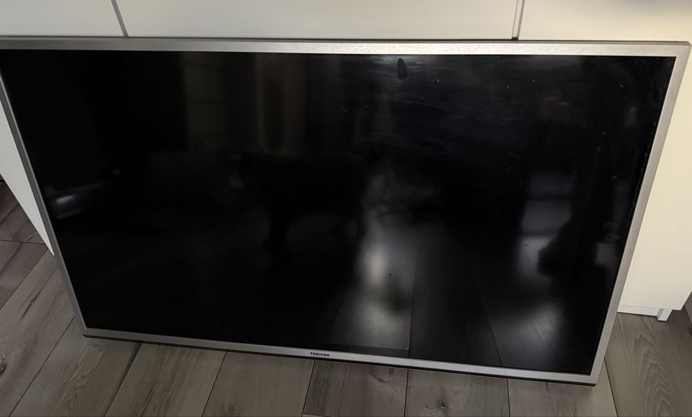 Telewizor TOSHIBA 46” 46TL933 (LED) (3D, FULL HD, 200Hz)