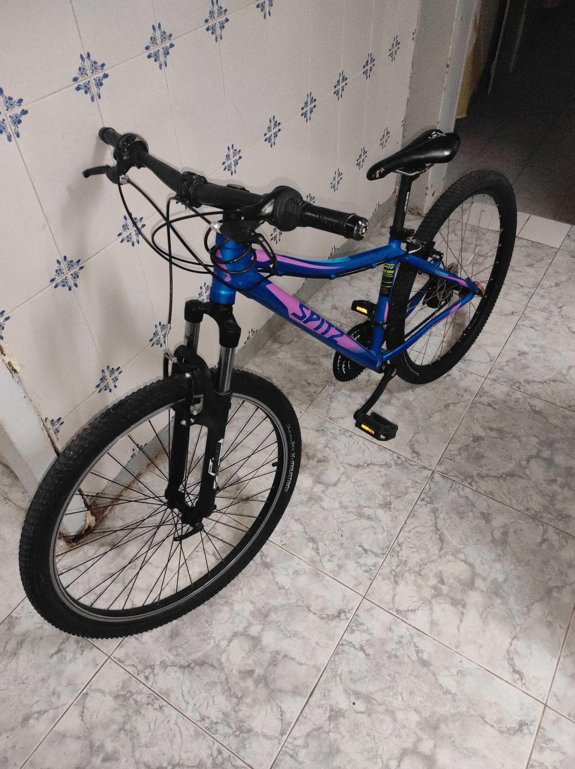 Vendo bicicleta, motivo está parada não estou a usar