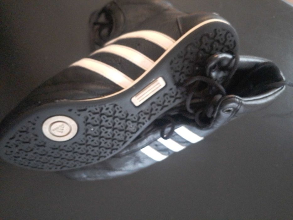Bota sapatilha adidas